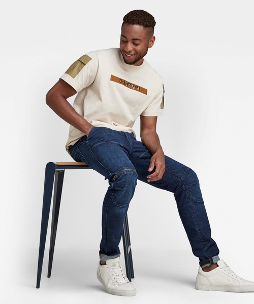 G-STAR（ジースター）の「UTILITY MIX POCKET LOOSE T-SHIRT/オーバーサイズ/ビッグシルエット（Tシャツ/カットソー・メンズ・ホワイト系その他/ダークブラック・SMALL/LARGE/MEDIUM/X-SMALL）」の6枚目の写真