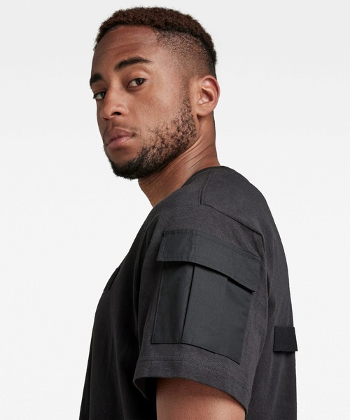 G-STAR（ジースター）の「UTILITY MIX POCKET LOOSE T-SHIRT/オーバーサイズ/ビッグシルエット（Tシャツ/カットソー・メンズ・ホワイト系その他/ダークブラック・SMALL/LARGE/MEDIUM/X-SMALL）」の17枚目の写真