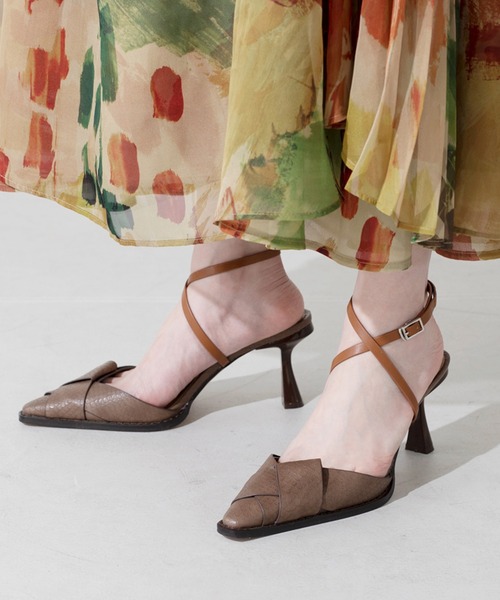 EVOL（イーボル）の「【EVOL】EVOL ×Yukko コラボストラップミュール AS30464（パンプス・レディース・ブラック/ベージュ/ブラウン・S/M/L）」の3枚目の写真