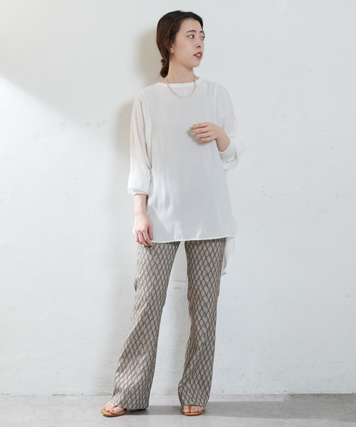 SHENERY（シーナリー）の「バックボタンシアーチュニック（シャツ/ブラウス・レディース・オフホワイト/ミント/ブラック・FREE）」の13枚目の写真