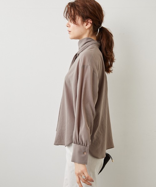 Whim Gazette（ウィムガゼット）の「シフォンボウタイブラウス