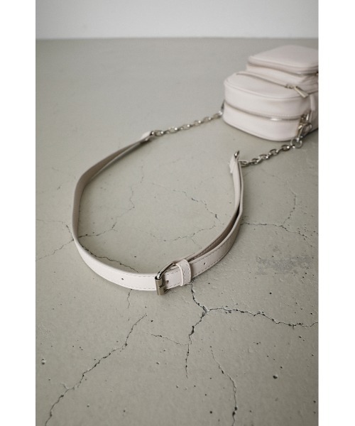 AZUL by moussy（アズールバイマウジー）の「3D POCKET SQUARE SHOULDER BAG/3Dポケットスクエアショルダーバッグ（ショルダーバッグ・レディース・ブラック/アイボリー/グレー系その他/ライトベージュ・FREE）」の12枚目の写真