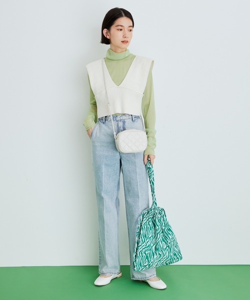 ADAM ET ROPE'（アダムエロペ）の「【サステナブル】デニムスラックス（デニムパンツ・レディース・ネイビー/サックスブルー・38/36/34）」の6枚目の写真