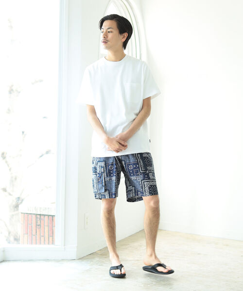 BEAMS（ビームス）の「BEAMS / ヘビーウェイト ポケット ティーシャツ（Tシャツ/カットソー・メンズ・ホワイト/ブラック/ネイビー/オリーブ・SMALL/MEDIUM/LARGE/X-LARGE）」の20枚目の写真