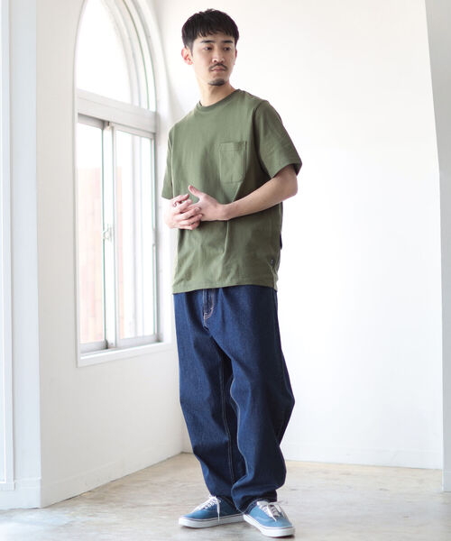 BEAMS（ビームス）の「BEAMS / ヘビーウェイト ポケット ティーシャツ（Tシャツ/カットソー・メンズ・ホワイト/ブラック/ネイビー/オリーブ・SMALL/MEDIUM/LARGE/X-LARGE）」の10枚目の写真