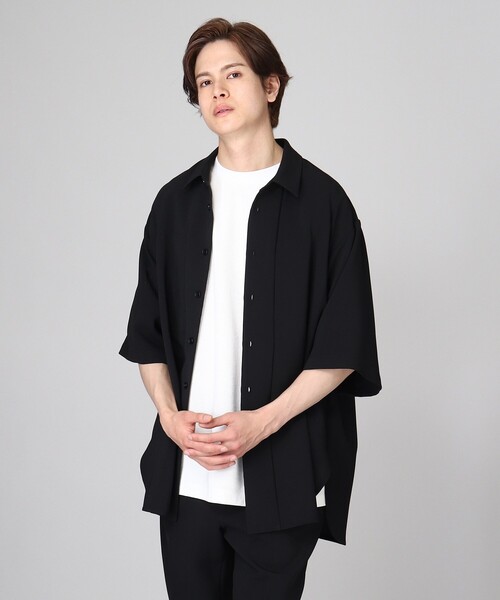 tk.TAKEO KIKUCHI（ティーケータケオキクチ）の「◆ダブルポケット5分袖ロングシャツ（ユニセックスアイテム）（シャツ/ブラウス・メンズ・アイボリー/ブラック・01/02/03）」の7枚目の写真