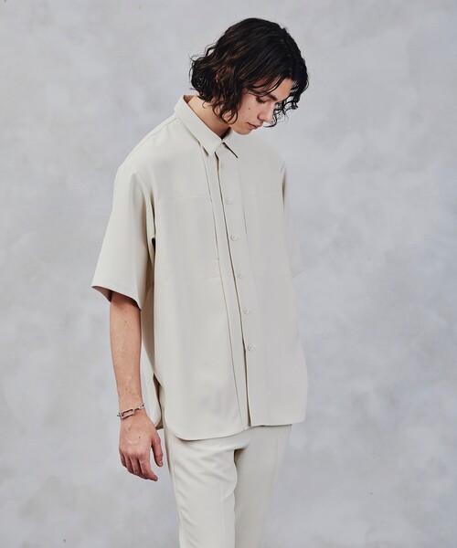 tk.TAKEO KIKUCHI（ティーケータケオキクチ）の「◆ダブルポケット5分袖ロングシャツ（ユニセックスアイテム）（シャツ/ブラウス・メンズ・アイボリー/ブラック・01/02/03）」の19枚目の写真