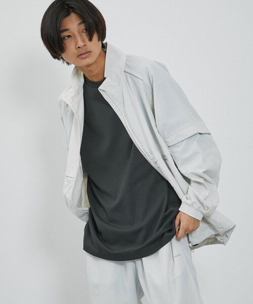 CITY TOKYO（シティトウキョウ）の「WARM UP　トラックジャケット（ブルゾン・メンズ・ダークグレー/オフホワイト/グリーン系その他・2/1）」の2枚目の写真