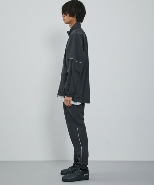 CITY TOKYO（シティトウキョウ）の「WARM UP　トラックジャケット（ブルゾン・メンズ・ダークグレー/オフホワイト/グリーン系その他・2/1）」の9枚目の写真