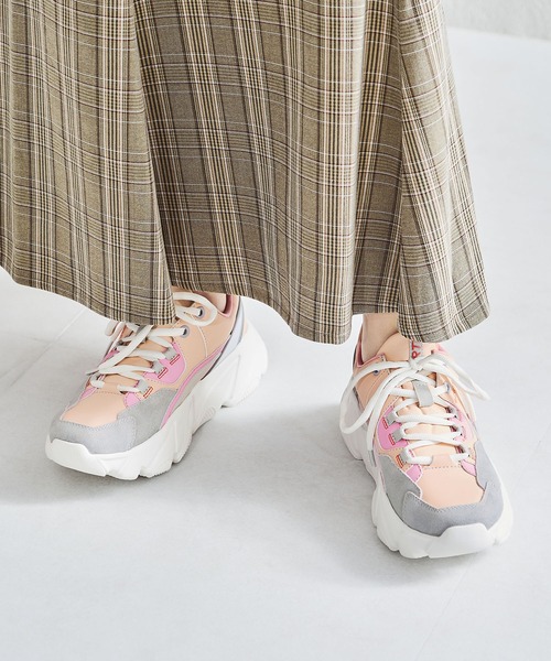 ORTR(オーアールティーアール)の「ボリュームソール配色スニーカー OT3722(スニーカー・レディース・ベージュ/グレー/ピンク・40/38/39/41/42/35/36/37/34)」の15枚目の写真