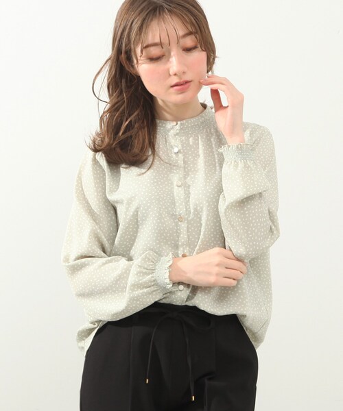 DRESKIP（ドレスキップ）の「◆シャ－リングドット柄ブラウス（シャツ/ブラウス・レディース・ライトグリーン系/ホワイト系8/ブラック系5/ライトイエロー系6・02/04/03）」の7枚目の写真