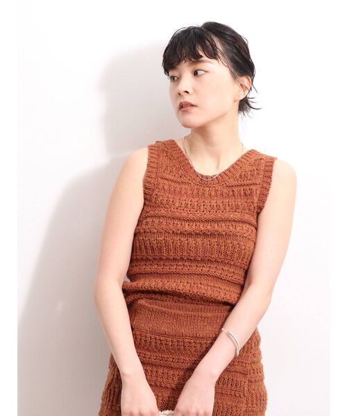 Ungrid（アングリッド）の「スラブニットタンクトップ（ニット/セーター・レディース・アイボリー/グリーン系その他/ブラウン・FREE）」の5枚目の写真