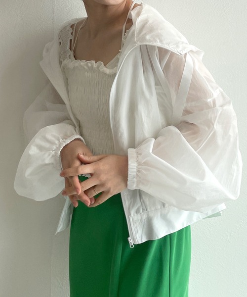 w closet（ダブルクローゼット）の「シアーナイロンドロップショルダー