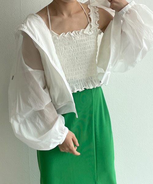 w closet（ダブルクローゼット）の「シアーナイロンドロップショルダーフードZIP（ナイロンジャケット・レディース・オフホワイト/ピンク/ターコイズブルー/ライトベージュ・FREE）」の12枚目の写真