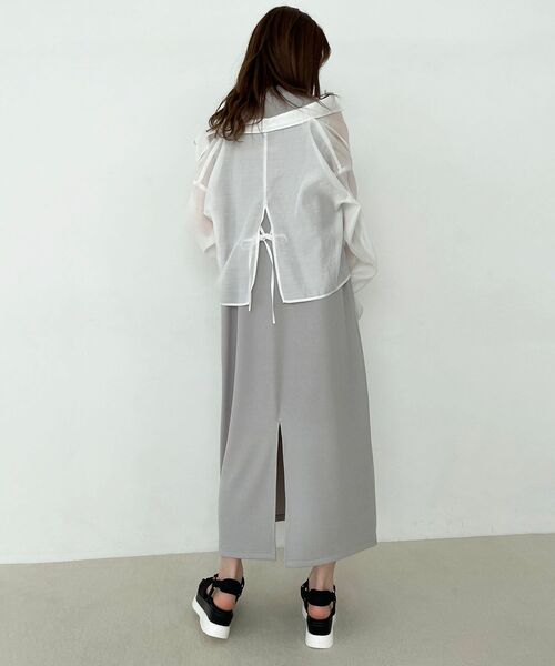 MAJESTIC LEGON（マジェスティックレゴン）の「シャツセットカットワンピース（ワンピース・レディース・ブルー/アイボリー/オフホワイト・MEDIUM）」の20枚目の写真