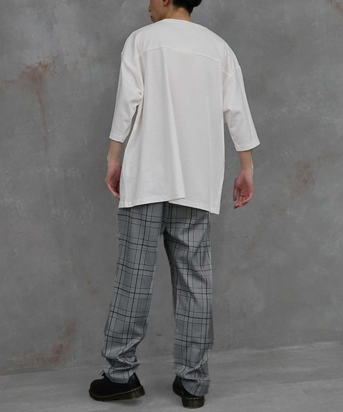 JOKER（ジョーカー）の「フットボール プリント 半袖 Tシャツ 秋服（Tシャツ/カットソー・メンズ・ブラック/ネイビー/オフホワイト/オレンジ/グリーン/オートミール・M/L）」の10枚目の写真