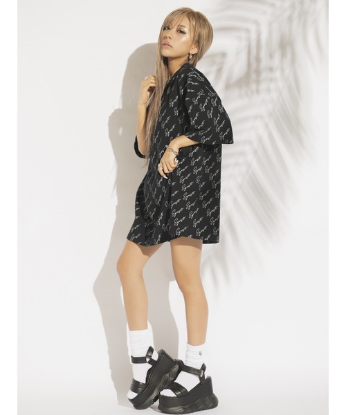 EGOIST（エゴイスト）の「総ロゴプリントオーバーT（Tシャツ/カットソー・レディース・ホワイト/ブラック・FREE）」の8枚目の写真