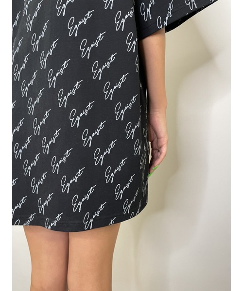 EGOIST（エゴイスト）の「総ロゴプリントオーバーT（Tシャツ/カットソー・レディース・ホワイト/ブラック・FREE）」の18枚目の写真