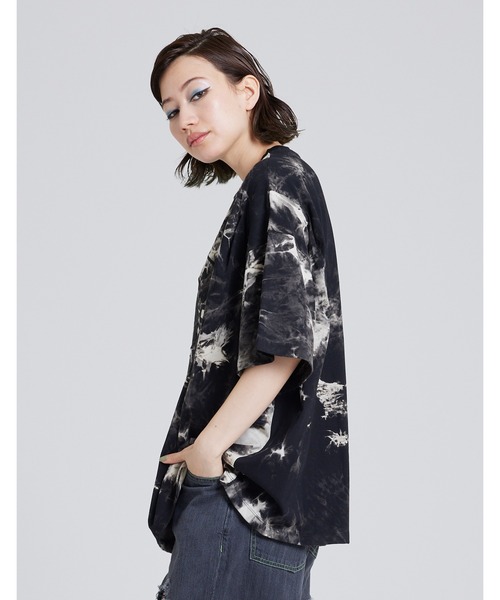 Little sunny bite（リトルサニーバイト）の「Tie-dye logo big tee（Tシャツ/カットソー・レディース・ブラック/ブルー/グリーン・SMALL/MEDIUM）」の4枚目の写真