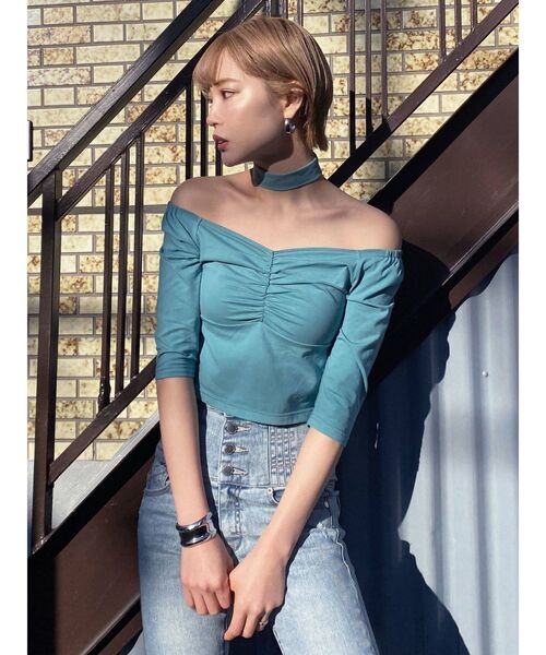 EMODA(エモダ)の「ギャザーポイントコンパクトトップ(Tシャツ/カットソー・レディース・ブルー/ブラック/ホワイト・FREE)」の4枚目の写真