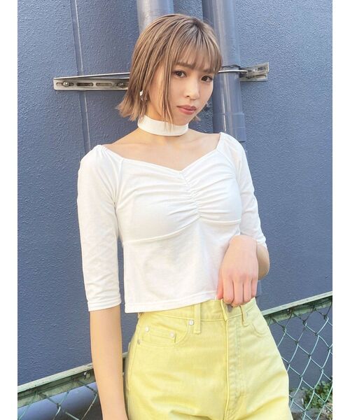 EMODA(エモダ)の「ギャザーポイントコンパクトトップ(Tシャツ/カットソー・レディース・ブルー/ブラック/ホワイト・FREE)」の7枚目の写真