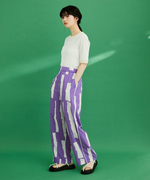 ADAM ET ROPE'（アダムエロペ）の「【WEB限定】バイカラープルオーバー（Tシャツ/カットソー・レディース・ブルー系その他/ホワイト系その他/ホワイト系その他3/グリーン系その他・FREE）」の7枚目の写真