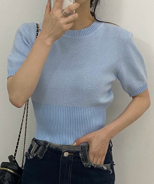 solleim(ソルレム)の「パフスリーブクロップニット(ニット/セーター・レディース・ベージュ/ブルー・M)」の1枚目の写真