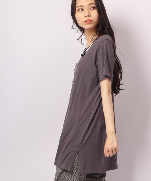 Anna Nicola（アンナニコラ）の「Anna Nicola アクセサリー柄加工 Tシャツ（Tシャツ/カットソー・レディース・グレー/オフホワイト/シルバーグレー・38）」の9枚目の写真