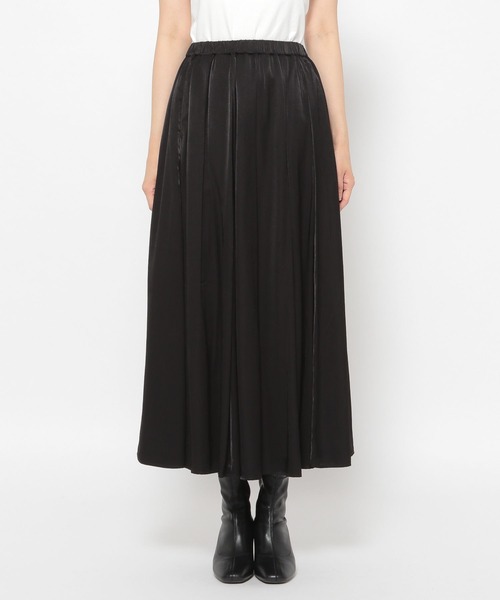 LOWRYS FARM(ローリーズファーム)の「ギャザーフレアスカート 126447(スカート・レディース・アイボリー/ブラック/グリーン・FREE)」の11枚目の写真