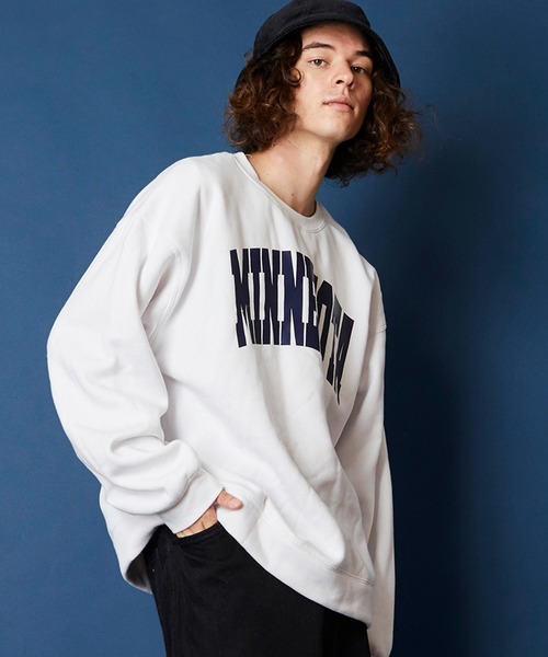 unrelaxing（アンリラクシング）の「裏起毛オーバーサイズプルオーバースウェットトレーナー　ユニセックス（スウェット・メンズ・その他/その他1/その他2/その他3/その他4/その他5/その他6/その他7/その他8/その他9/ホワイト系/ホワイト系1/ホワイト系2/ホワイト系3/ホワイト系4/ホワイト系5/ホワイト系6/ホワイト系7/ホワイト系8/ホワイト系9/ブラック系/ブラック系1/ブラック系2/ブラック系3/ブラック系4/ブラック系5/ブラック系6/ブラック系7/ブラック系8/ブラック系9/グレー系/グレー系1/グレー系2/グレー系3/グレー系4/グレー系5/グレー系6/グレー系7/グレー系8/グレー系9/グリーン系/グリーン系1/グリーン系2/グリーン系3/グリーン系4/グリーン系5/グリーン系6/グリーン系7/グリーン系8/グリーン系9/ライトグリーン系/ライトグリーン系1/ライトグリーン系2/ライトグリーン系3/ライトグリーン系4/ライトグリーン系5/ライトグリーン系6/ライトグリーン系7/ライトグリーン系8/ライトグリーン系9/ネイビー系/ネイビー系1/ネイビー系2/ネイビー系3/ネイビー系4/ネイビー系5/ネイビー系6/ネイビー系7/ネイビー系8/ネイビー系9/パープル系/パープル系1/パープル系2/パープル系3/パープル系4/パープル系5/パープル系6/パープル系7/パープル系8/パープル系9/イエロー系/イエロー系1/イエロー系2/イエロー系3/イエロー系4/イエロー系5/イエロー系6/イエロー系7/イエロー系8/イエロー系9/ピンク系/ピンク系1/ピンク系2/ピンク系3/ピンク系4/ピンク系5/ピンク系6/ピンク系7/ピンク系8/ピンク系9・FREE）」の6枚目の写真