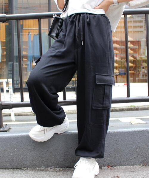 INGNI（イング）の「スウェットカーゴ／パンツ（カーゴパンツ・レディース・ブラック/オフホワイト/カーキ/オートミール・FREE）」の3枚目の写真