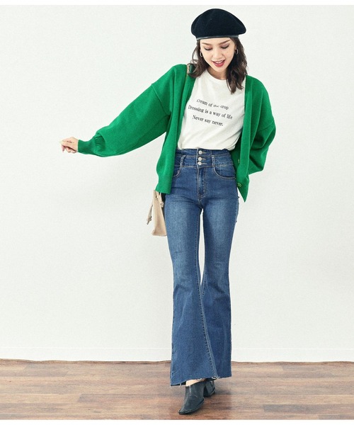 ANAP（アナップ）の「8色展開べっ甲ボタンボリュームスリーブニットカーディガン（カーディガン/ボレロ・レディース・ブラック/パープル/グレー/レッド/イエロー/オレンジ/ブルー/グリーン・FREE）」の11枚目の写真