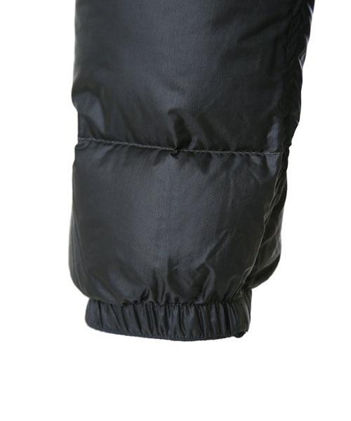 Ten-C（テンシー）の「Ten-C / テンシー：DOWN LINER HOODED -BLK-：TC-J0118-019[MUS]（ダウンジャケット/コート・メンズ・ブラック・44）」の8枚目の写真