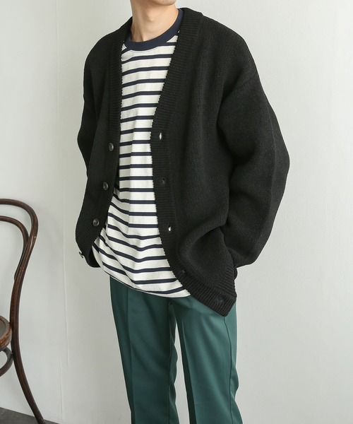 SENSE OF PLACE by URBAN RESEARCH(センスオブプレイスバイアーバンリサーチ)の「『イージーケア』モールVネックカーディガン(カーディガン/ボレロ・メンズ・ブラック/ベージュ/グリーン/アイボリー・MEDIUM/LARGE)」の13枚目の写真