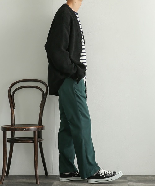 SENSE OF PLACE by URBAN RESEARCH(センスオブプレイスバイアーバンリサーチ)の「『イージーケア』モールVネックカーディガン(カーディガン/ボレロ・メンズ・ブラック/ベージュ/グリーン/アイボリー・MEDIUM/LARGE)」の16枚目の写真