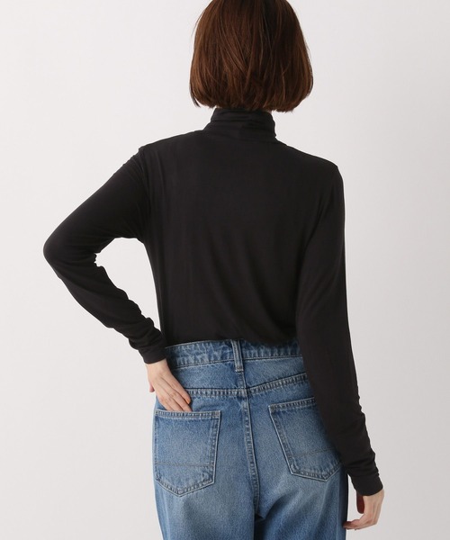 A part by(アパートバイ)の「ベーシックカラータートル 167427(Tシャツ/カットソー・レディース・ブラック/オフホワイト/ブルー/ライトグリーン・FREE)」の17枚目の写真