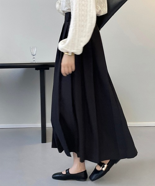 aimoha（アイモハ）の「ハイウエストプリーツスカート（スカート・レディース・ブラック/レッド/チョコ・MEDIUM/LARGE）」の7枚目の写真