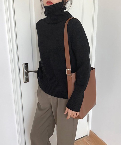 Chaco closet（チャコ クローゼット）の「細リブタートルネックニットプルオーバー（ニット/セーター・レディース・ブラック/オレンジ/ベージュ/パープル/ネイビー/ホワイト/ブラウン・FREE）」の13枚目の写真