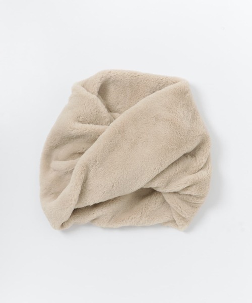 SENSE OF PLACE by URBAN RESEARCH（センスオブプレイスバイアーバンリサーチ）の「ボリュームエコファースヌード（ネックウォーマー/スヌード・レディース・ベージュ/グレー・ONE）」の6枚目の写真