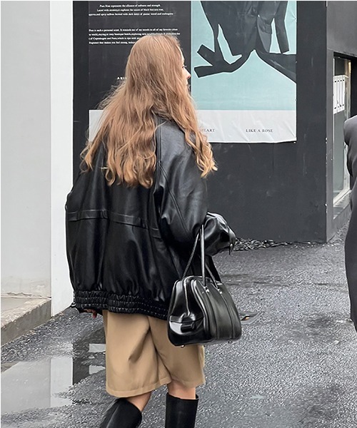 Fano Studios（ファノ ストゥディオズ）の「フェイクレザージャケット