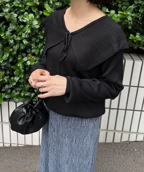 mebole(メボレ)の「ビッグカラーニット(ニット/セーター・レディース・ホワイト/ブラック・FREE)」の2枚目の写真