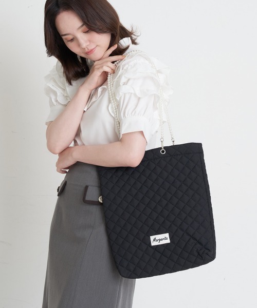 A de a.v.v（アードアー・ヴェ・ヴェ）の「キルティングトートバッグ（トートバッグ・レディース・ピンク/ブラック/アイボリー・FREE）」の3枚目の写真