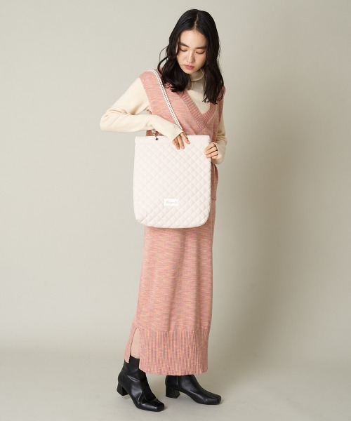 A de a.v.v（アードアー・ヴェ・ヴェ）の「キルティングトートバッグ（トートバッグ・レディース・ピンク/ブラック/アイボリー・FREE）」の15枚目の写真