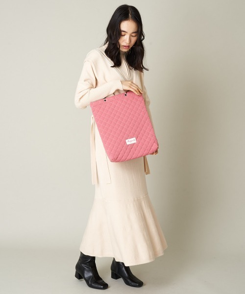 A de a.v.v（アードアー・ヴェ・ヴェ）の「キルティングトートバッグ（トートバッグ・レディース・ピンク/ブラック/アイボリー・FREE）」の20枚目の写真