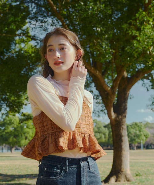 titivate(ティティベイト)の「ハイネックシアートップス(Tシャツ/カットソー・レディース・ライトブルー/ライトピンク/ブラック/ホワイト系その他/ライトグリーン・FREE)」の2枚目の写真