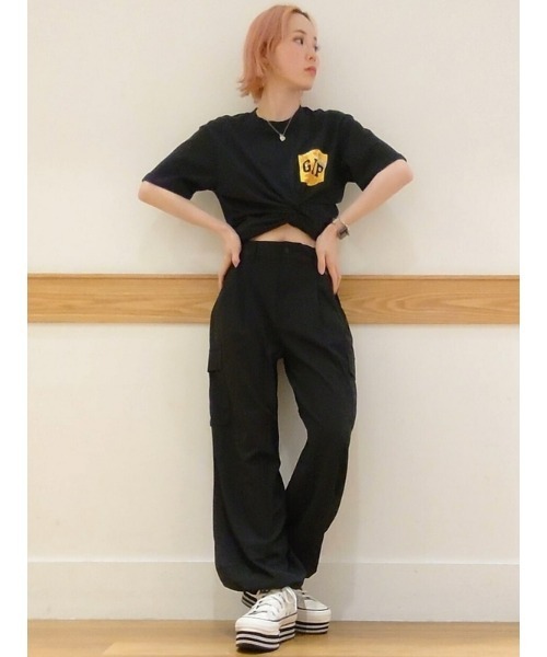GAP(ギャップ)の「フローラル GAPロゴ Tシャツ(ユニセックス)(Tシャツ/カットソー・メンズ・イエロー/オフホワイト/ブラック系その他・S/M/L/XL/XS)」の22枚目の写真