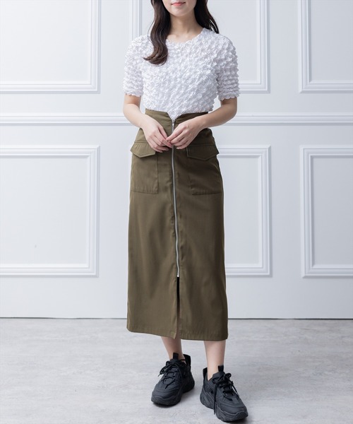 clear（クリア）の「フロントメタルジップポケットデザインスカート