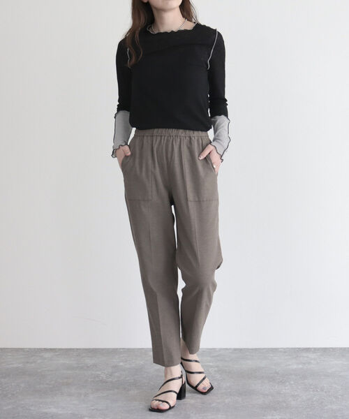 fredy emue（フレディエミュ）の「【サイズ展開あり】ドライオックステーパードパンツ（スラックス・レディース・オフホワイト/オレンジ/ブルー/カーキ/ブラック・34/36/38）」の16枚目の写真