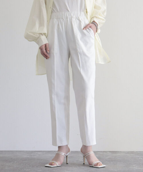 fredy emue（フレディエミュ）の「【サイズ展開あり】ドライオックステーパードパンツ（スラックス・レディース・オフホワイト/オレンジ/ブルー/カーキ/ブラック・34/36/38）」の9枚目の写真