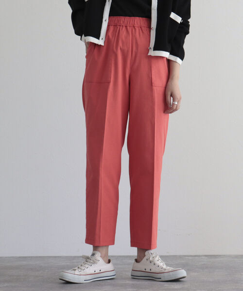 fredy emue（フレディエミュ）の「【サイズ展開あり】ドライオックステーパードパンツ（スラックス・レディース・オフホワイト/オレンジ/ブルー/カーキ/ブラック・34/36/38）」の8枚目の写真